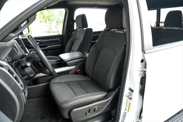 2023 Ram 1500 Big Horn Crew Cab 4x4 5'7" Box