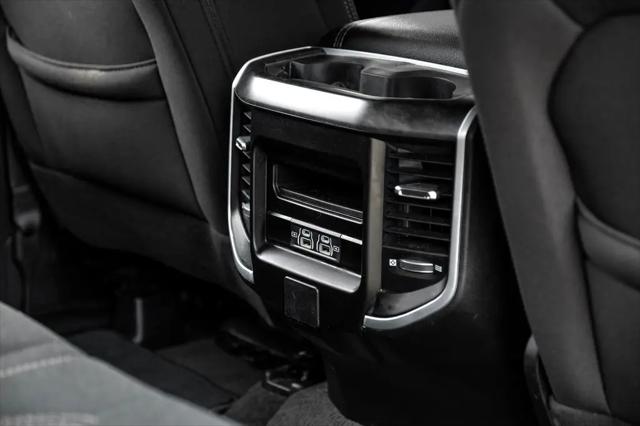 2023 Ram 1500 Big Horn Crew Cab 4x4 5'7" Box