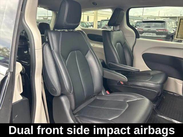 2022 Chrysler Pacifica Hybrid Touring L