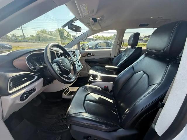 2021 Chrysler Voyager LXI