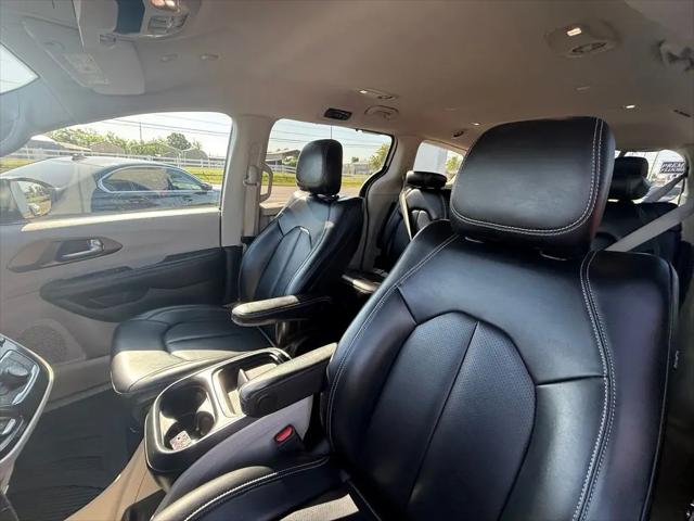 2021 Chrysler Voyager LXI