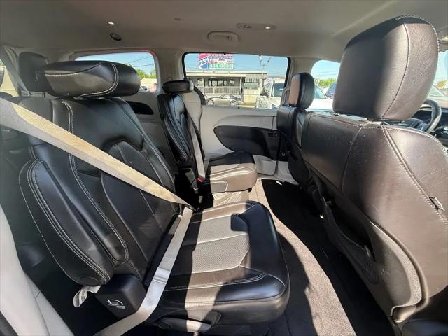 2021 Chrysler Voyager LXI