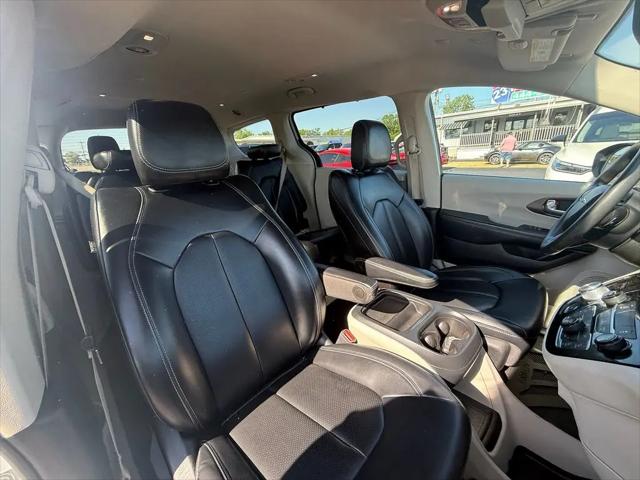 2021 Chrysler Voyager LXI