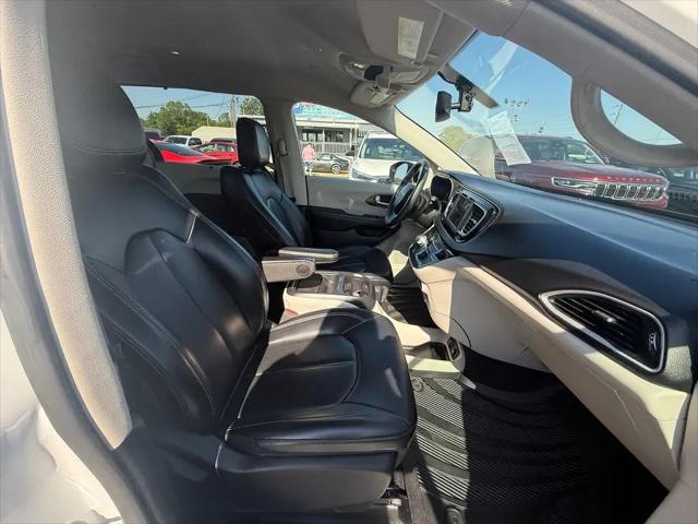 2021 Chrysler Voyager LXI