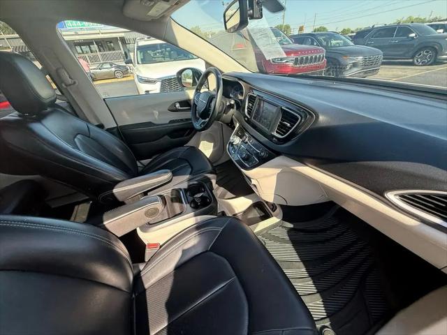 2021 Chrysler Voyager LXI