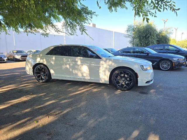 2019 Chrysler 300 Touring