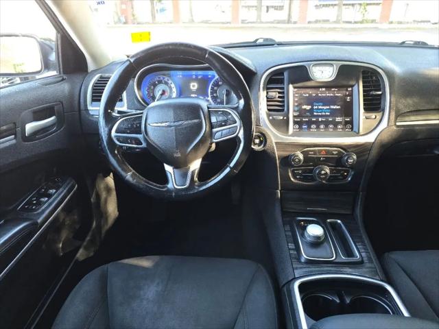 2019 Chrysler 300 Touring