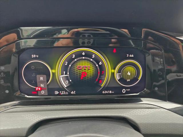 2023 Volkswagen Golf GTI 2.0T 40th Anniversary Edition
