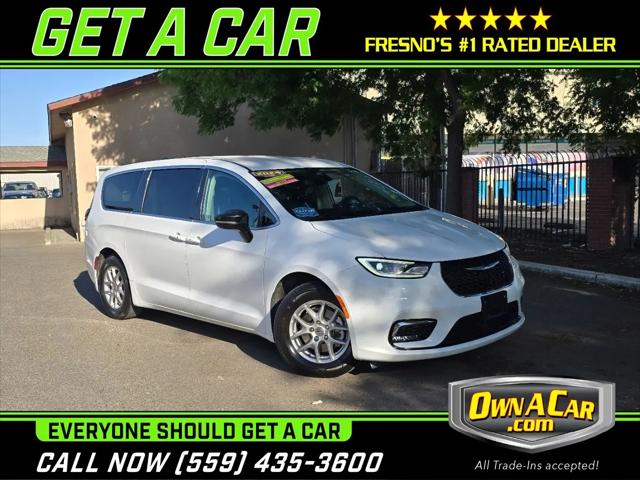 2024 Chrysler Pacifica Touring L for sale in Fresno, CA