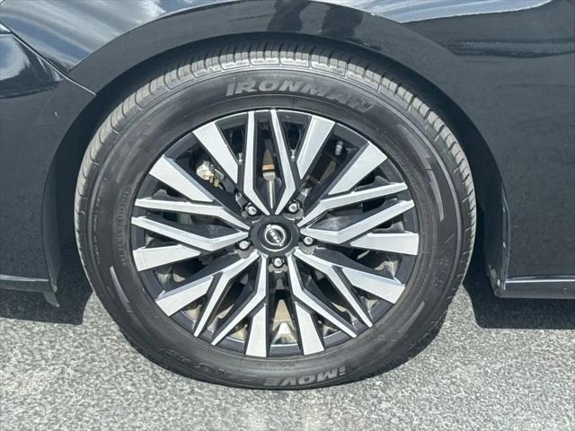 2023 Nissan Altima SV FWD