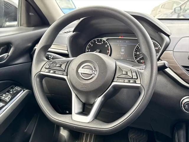 2023 Nissan Altima SV FWD