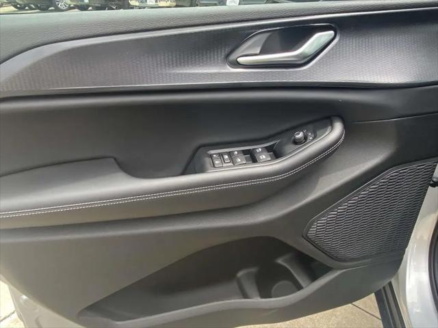 2026 Jeep Grand Cherokee L Altitude 4x2