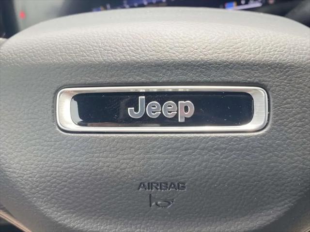 2026 Jeep Grand Cherokee L Altitude 4x2