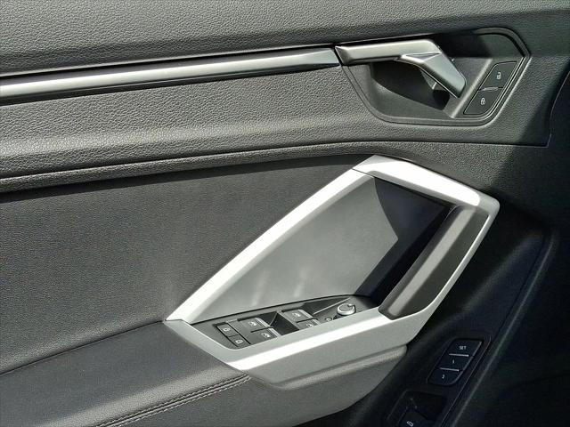 2024 Audi Q3 Premium 45 TFSI S line quattro Tiptronic