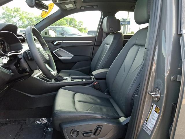 2024 Audi Q3 Premium 45 TFSI S line quattro Tiptronic