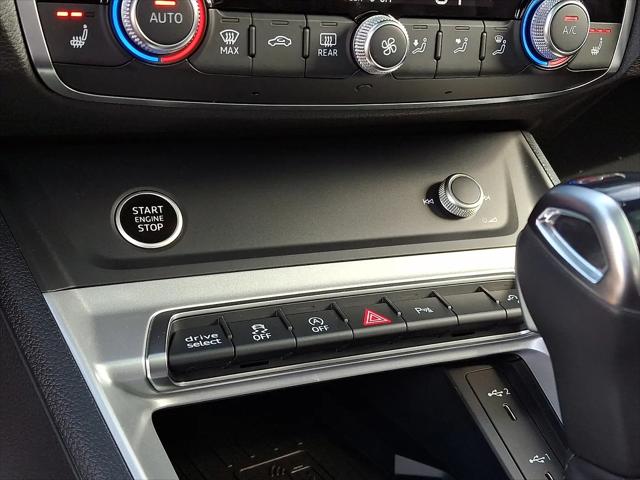 2024 Audi Q3 Premium 45 TFSI S line quattro Tiptronic