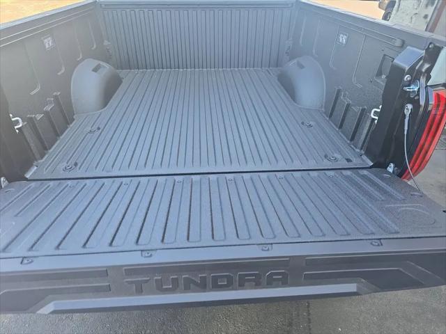 2026 Toyota Tundra SR5 CrewMax 5.5' Bed
