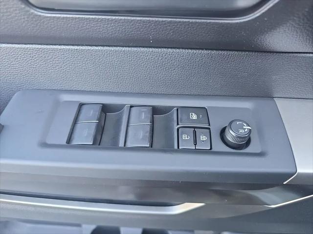 2026 Toyota Tundra SR5 CrewMax 5.5' Bed