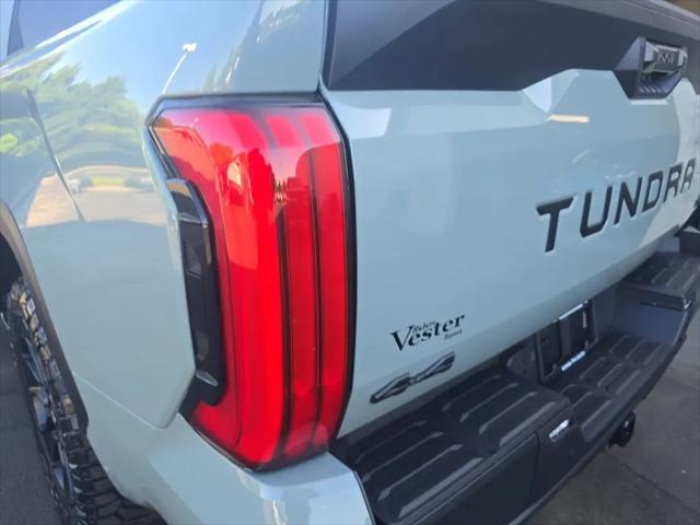 2026 Toyota Tundra SR5 CrewMax 5.5' Bed