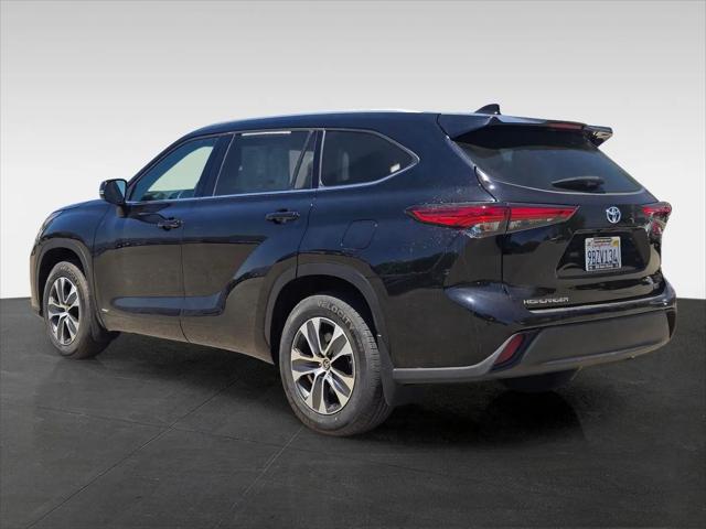 2022 Toyota Highlander Hybrid XLE