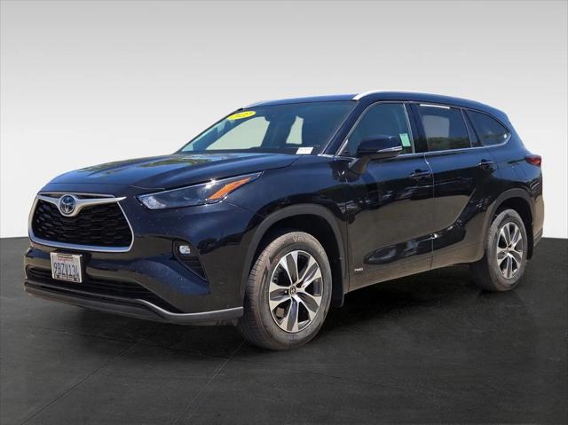 2022 Toyota Highlander Hybrid XLE
