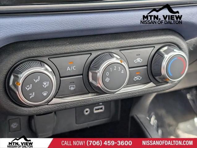 2024 Nissan Versa 1.6 SV