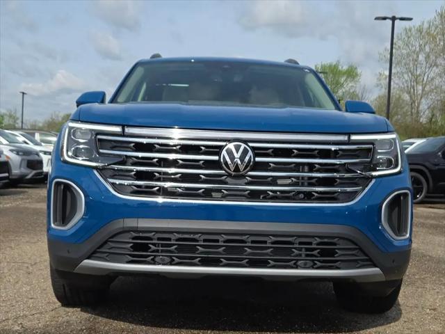 2026 Volkswagen Atlas SE with Technology