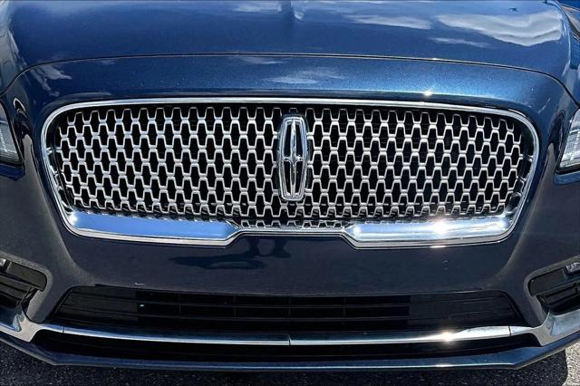 2017 Lincoln Continental Select