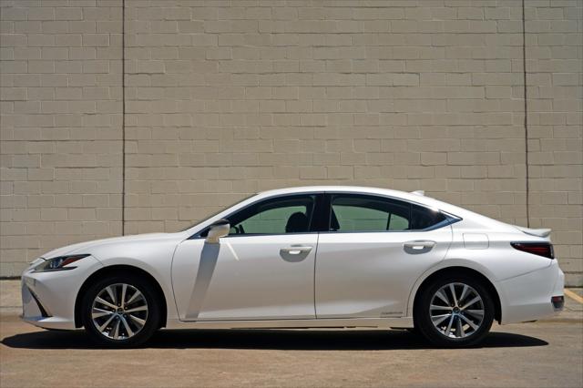 2021 Lexus ES 300h ES 300h