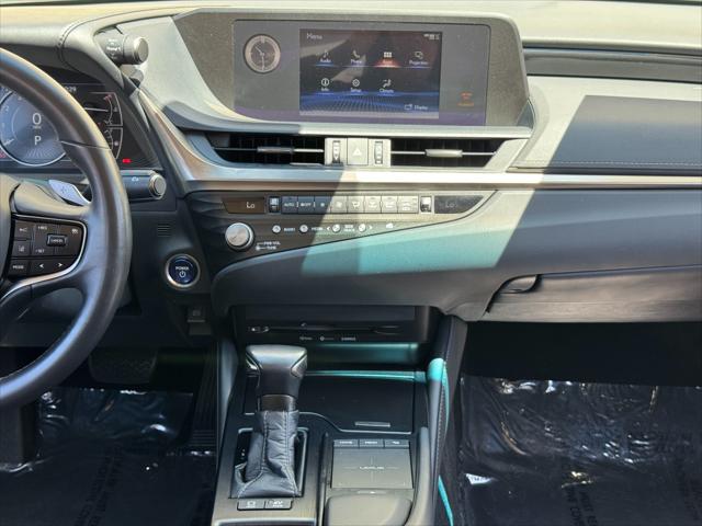 2021 Lexus ES 300h ES 300h