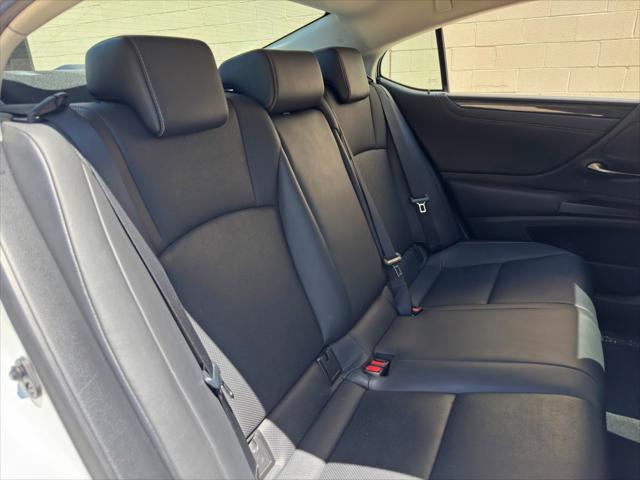 2021 Lexus ES 300h ES 300h