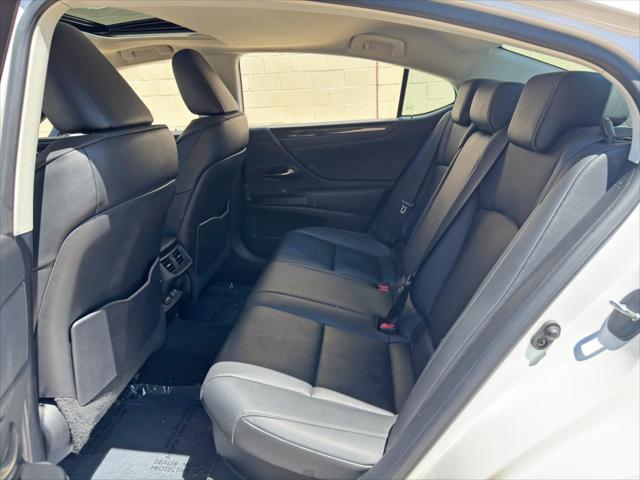 2021 Lexus ES 300h ES 300h