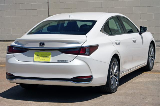 2021 Lexus ES 300h ES 300h
