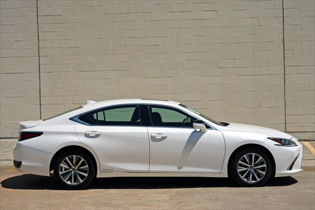 2021 Lexus ES 300h ES 300h