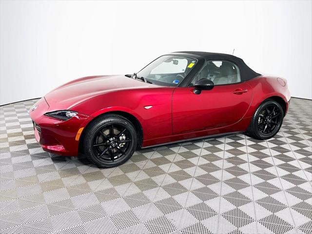 2021 Mazda MX-5 Sport