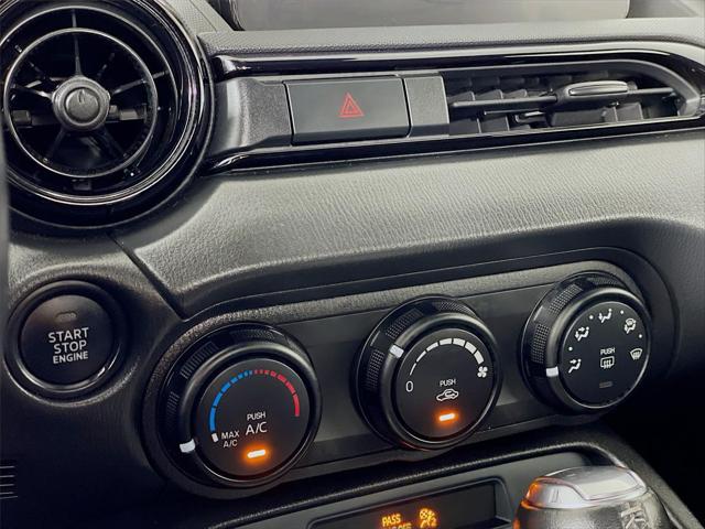 2021 Mazda MX-5 Sport