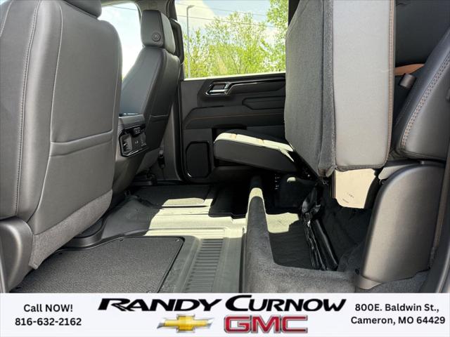 2026 GMC Sierra 2500HD Crew Cab, Standard Bed, AT4, 4WD