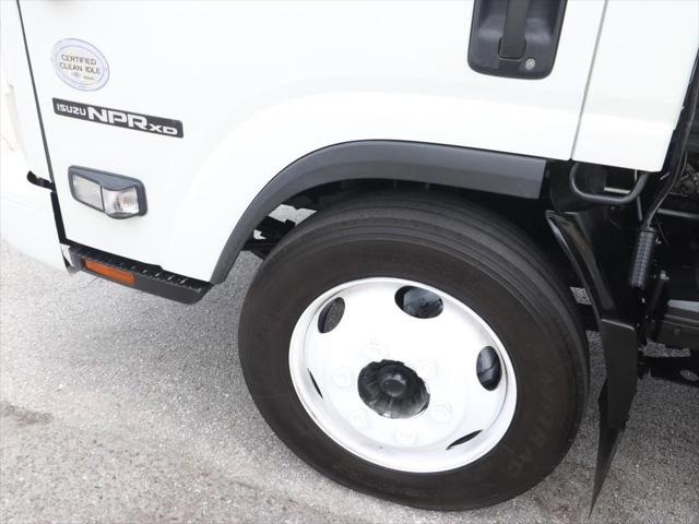 2022 Isuzu NPR Unknown