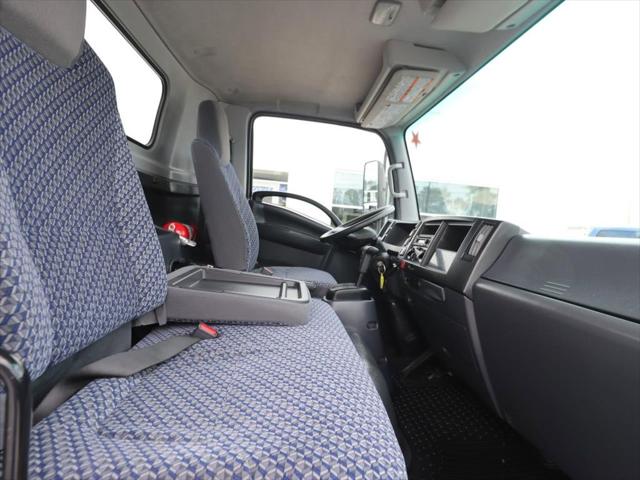 2022 Isuzu NPR Unknown