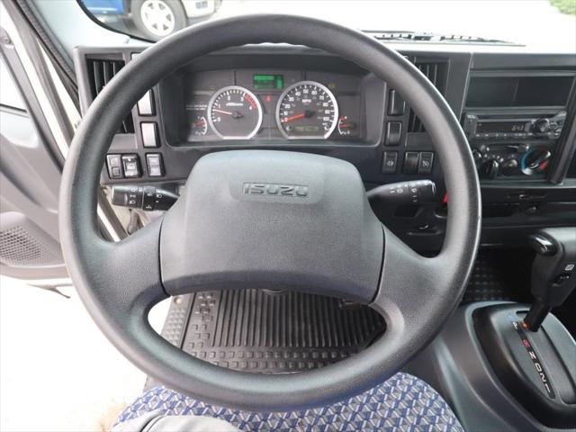 2022 Isuzu NPR Unknown
