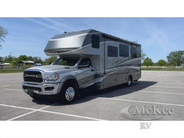 2022 Ram 5500 Tradesman/SLT