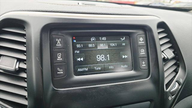 2016 Jeep Cherokee Sport