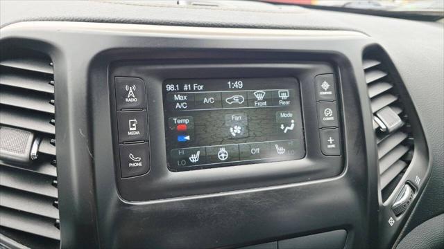 2016 Jeep Cherokee Sport