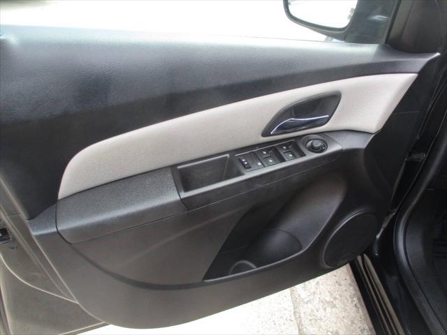 2016 Chevrolet Cruze Limited LS Auto