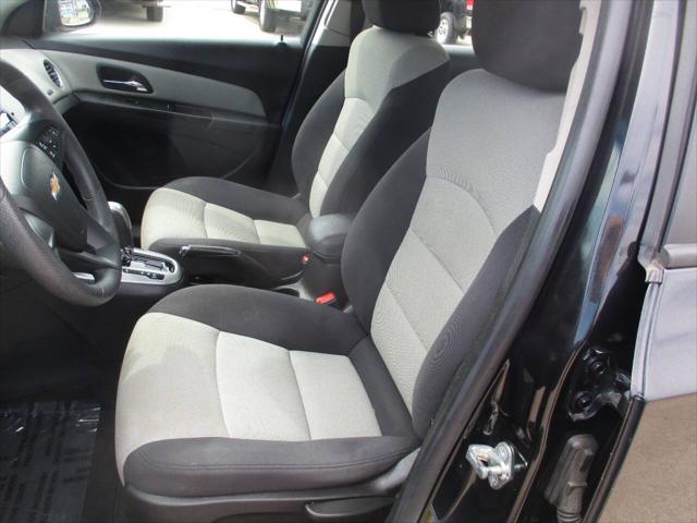2016 Chevrolet Cruze Limited LS Auto