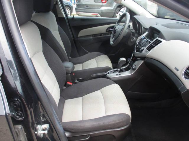 2016 Chevrolet Cruze Limited LS Auto