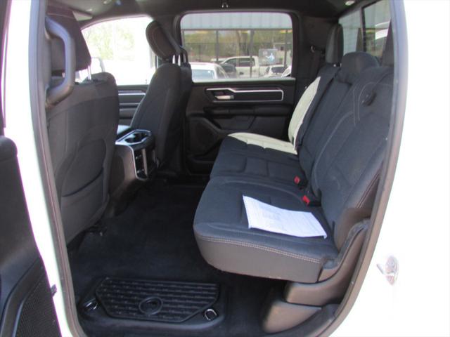 2020 Ram 1500 Big Horn Crew Cab 4x4 5'7" Box