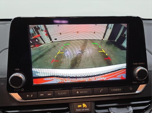 2025 Nissan Altima SV FWD
