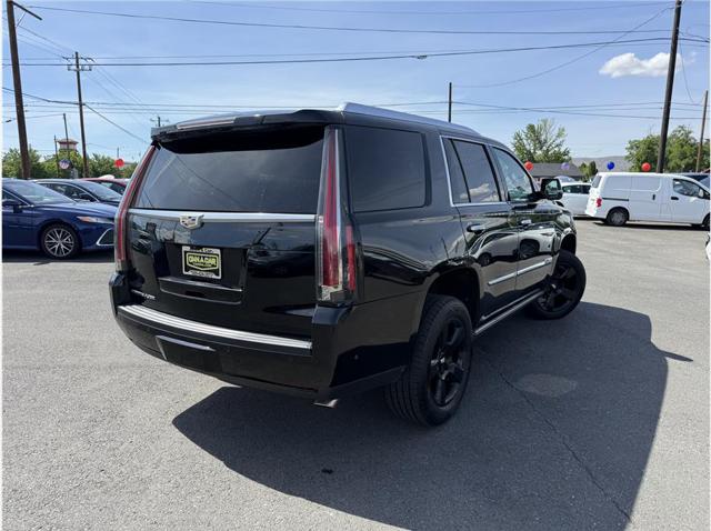 2017 Cadillac Escalade Platinum