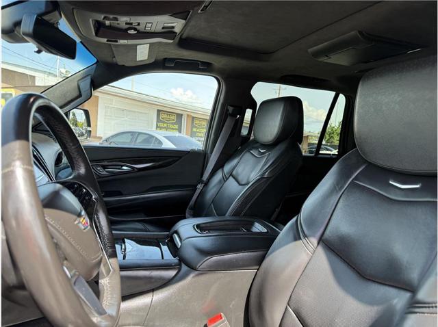 2017 Cadillac Escalade Platinum
